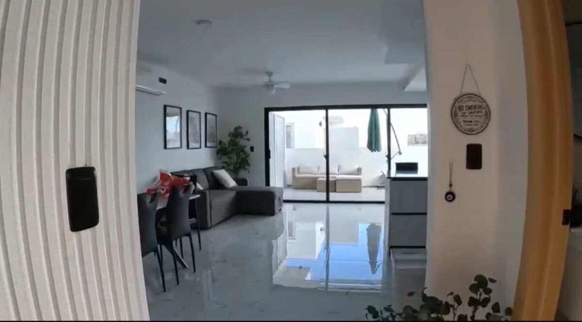 3 de 8