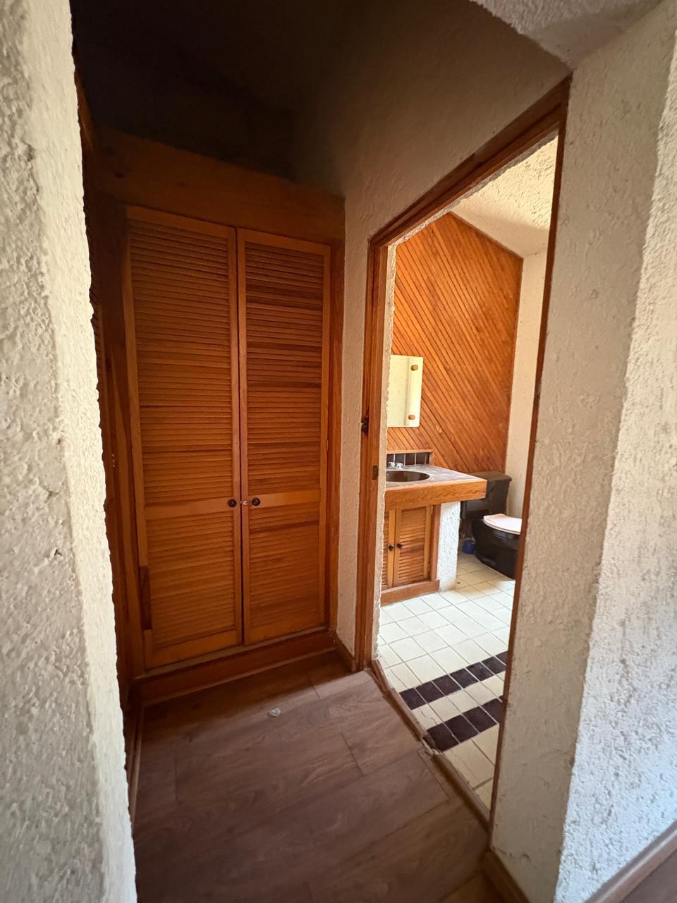 21 de 24: baño