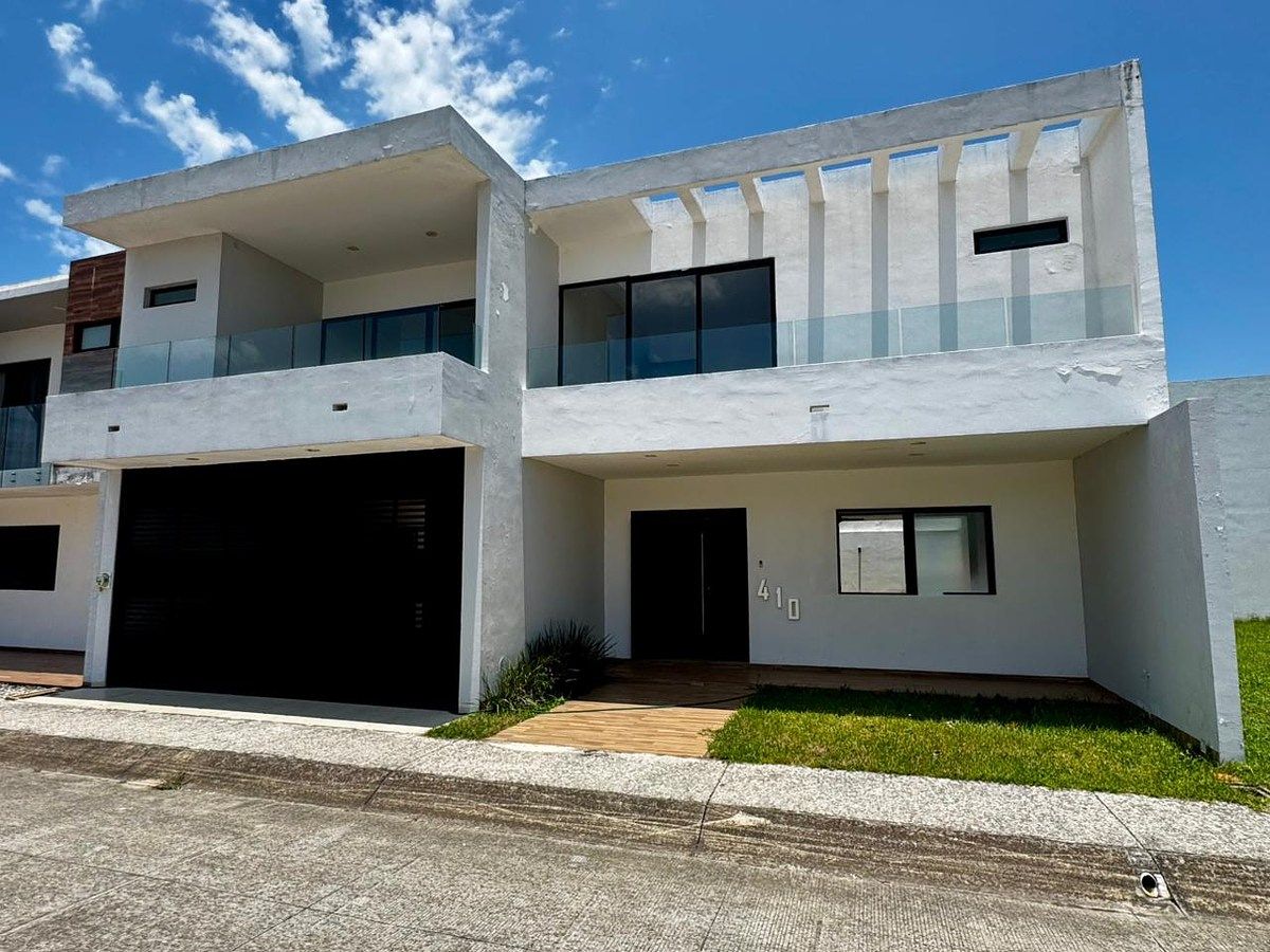 Casa en Venta en Veracruz Fracc. Palmas Medellín Ver., foto 1 de 31