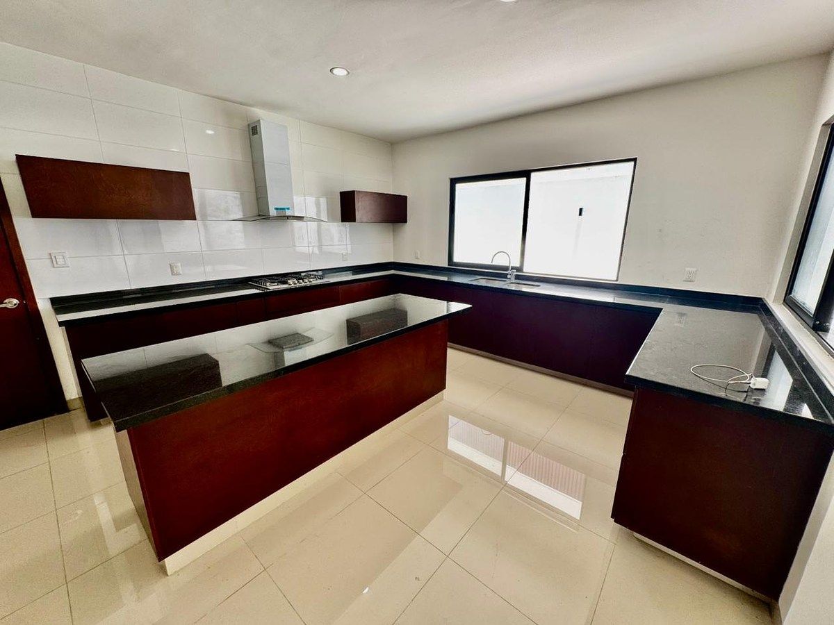 Casa en Las Palmas, Medellín, foto 3 de 31