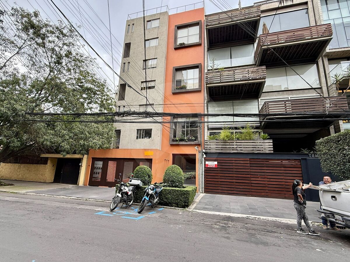 4 de 9