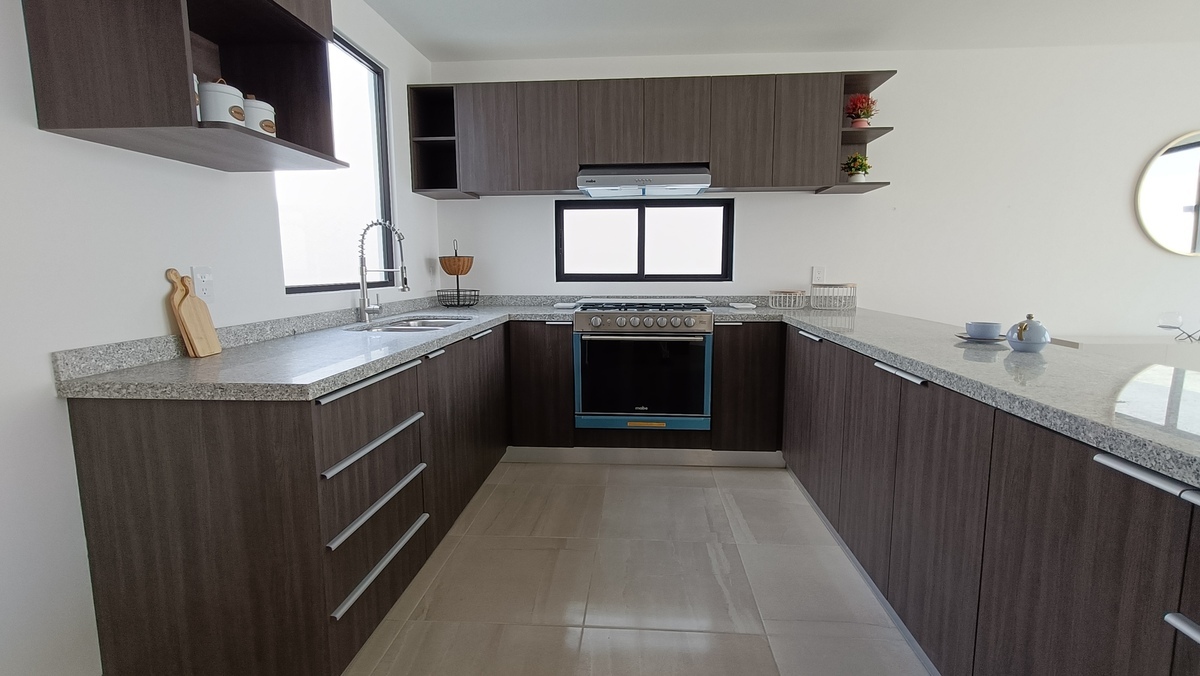 6 de 22: cocina equipada