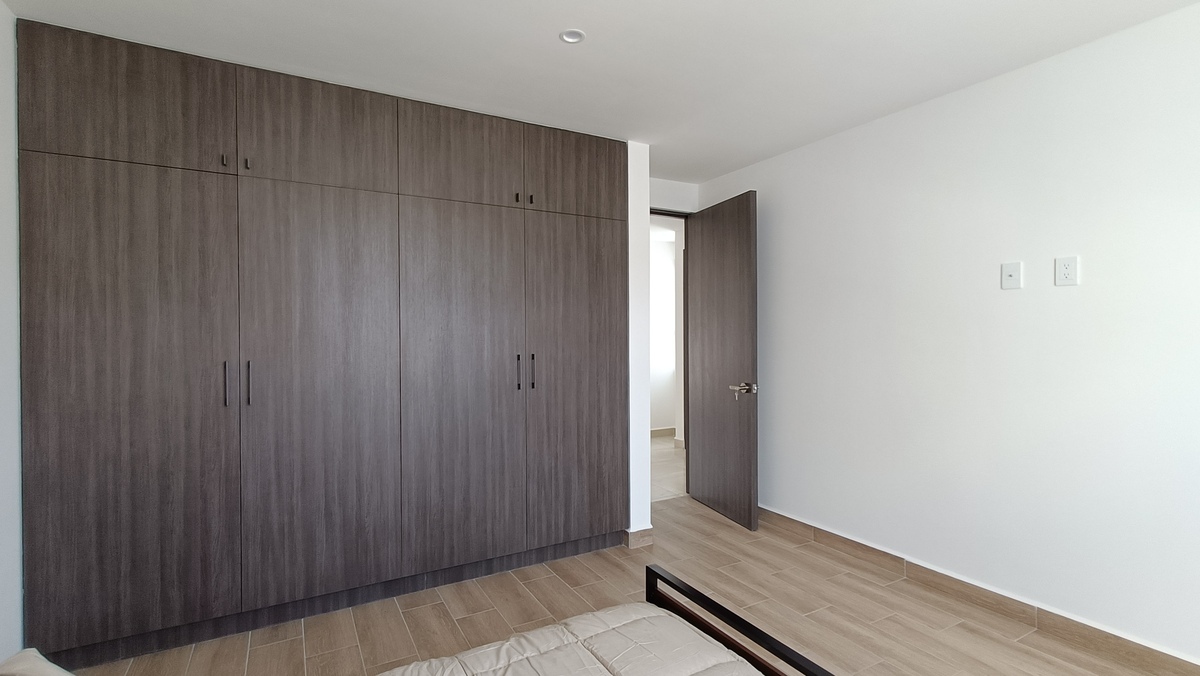 18 de 22: recamara con closet