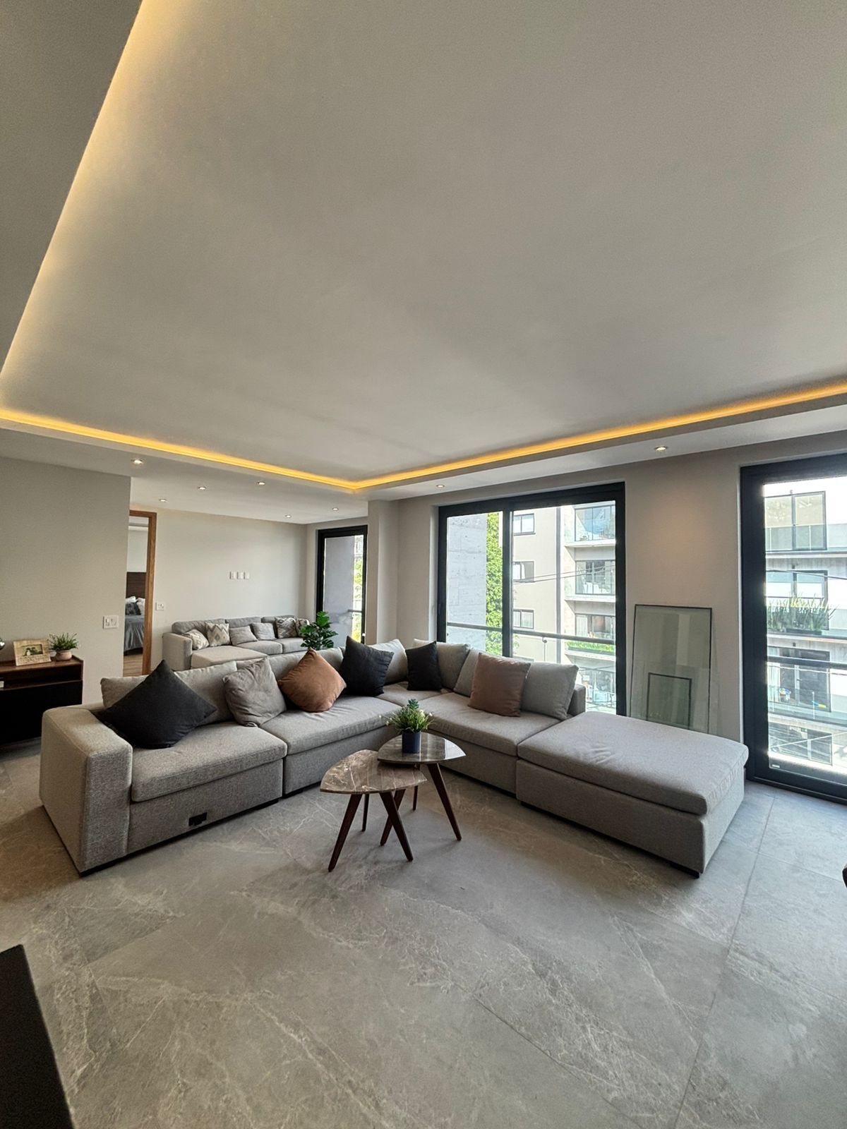 3 de 13: Sala