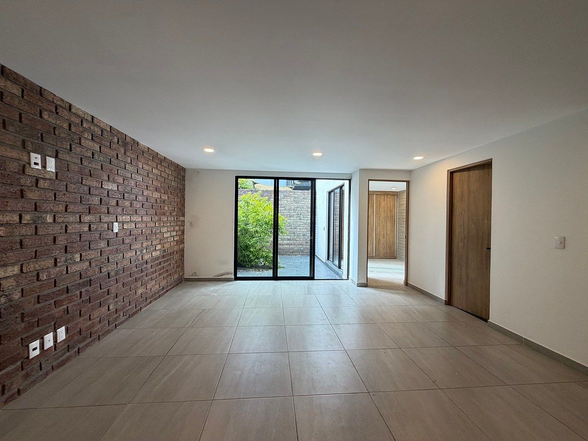 APARTAMENTO À VENDA, NAPOLI, foto 1 de 10