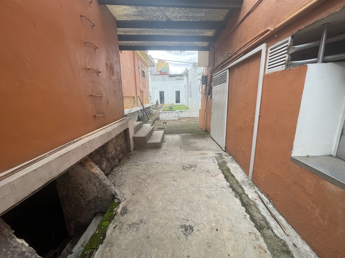 4 de 16