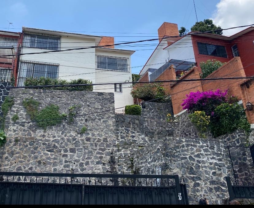 2 of 24: fachada