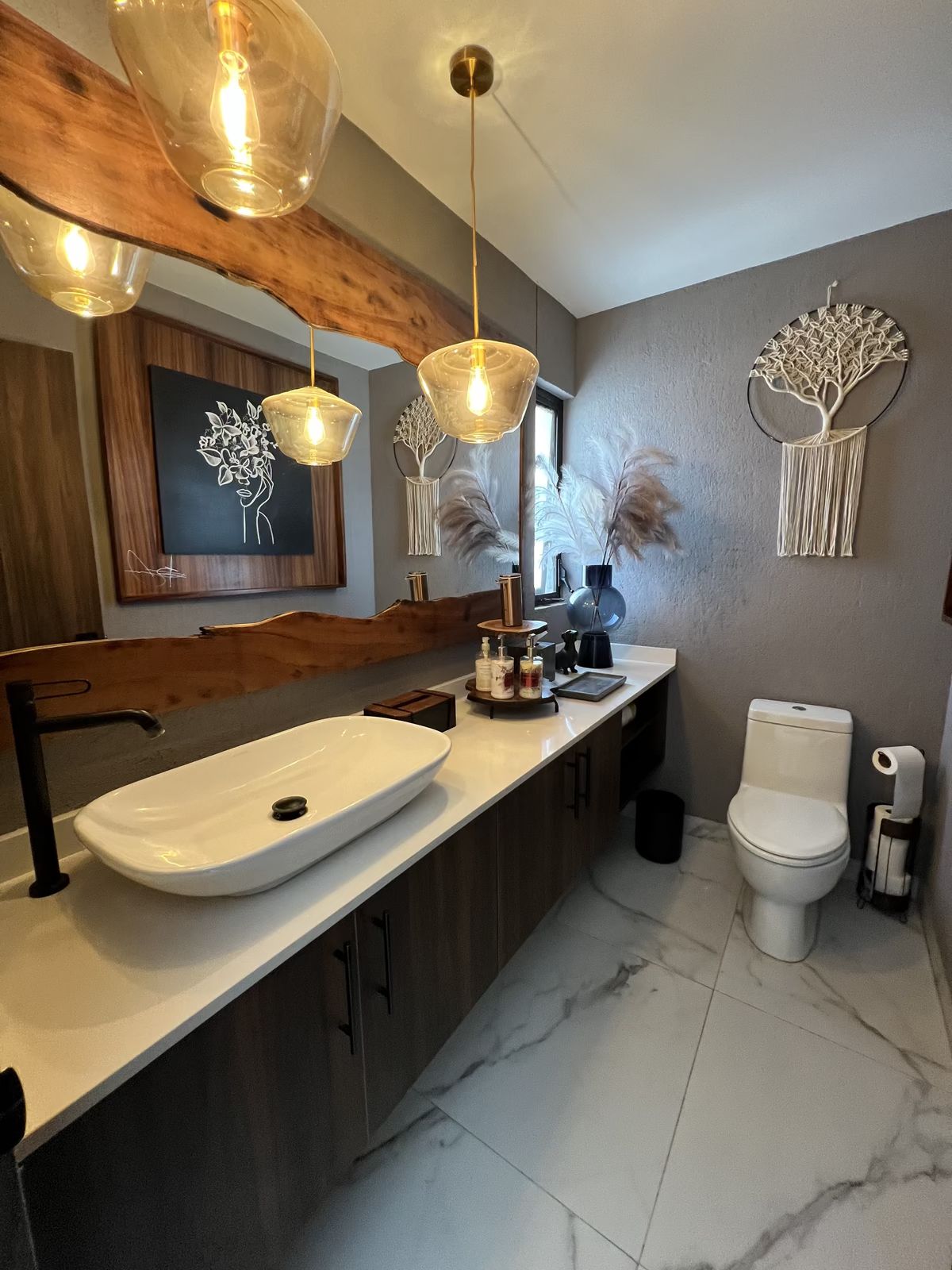 3 of 20: medio baño planta baja