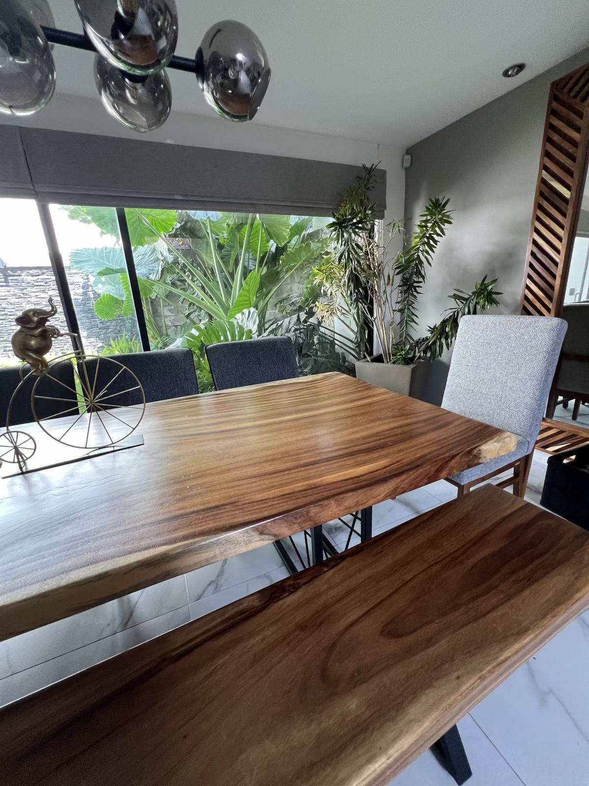4 of 20: comedor
