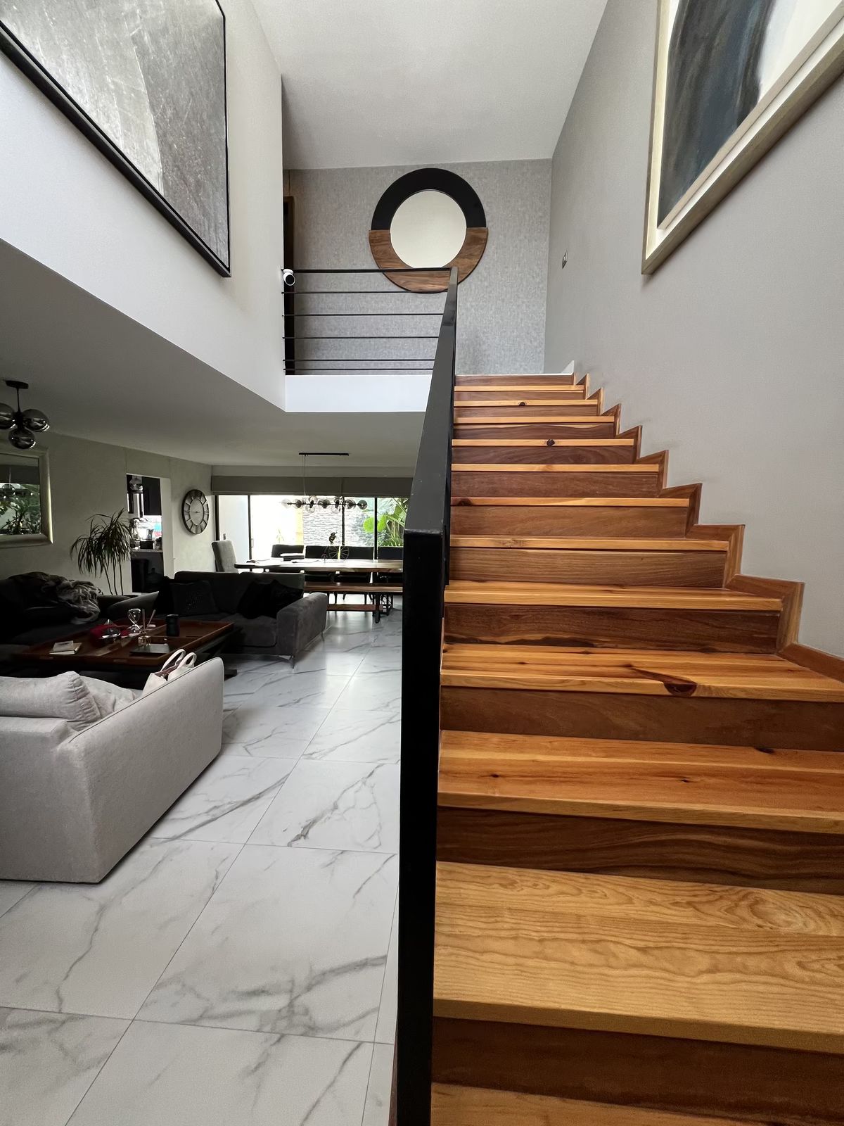 5 of 20: sala