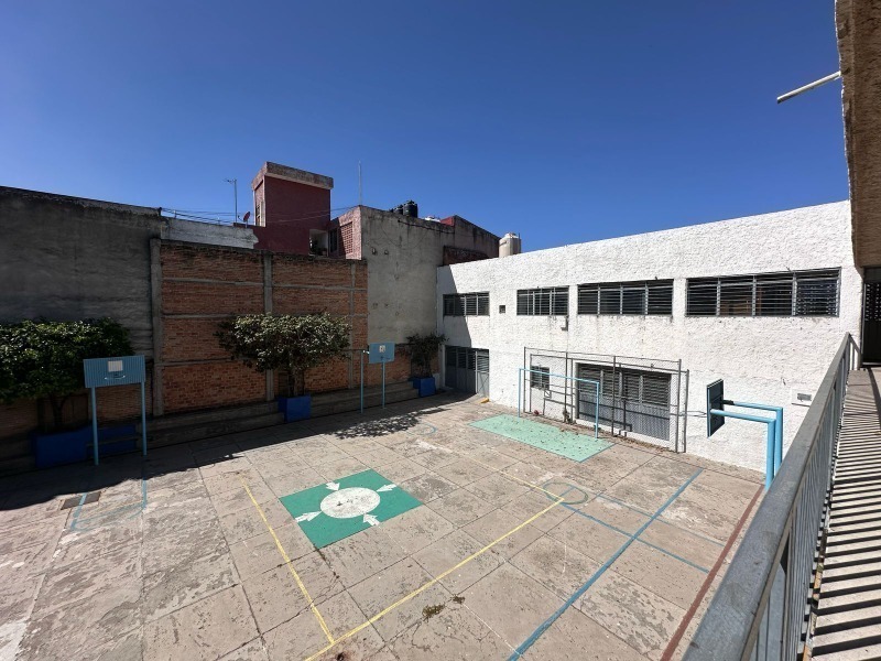 1 de 16