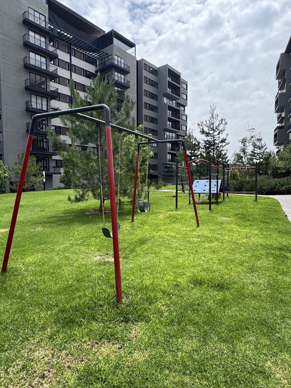 2 de 23: Área juegos infantiles
