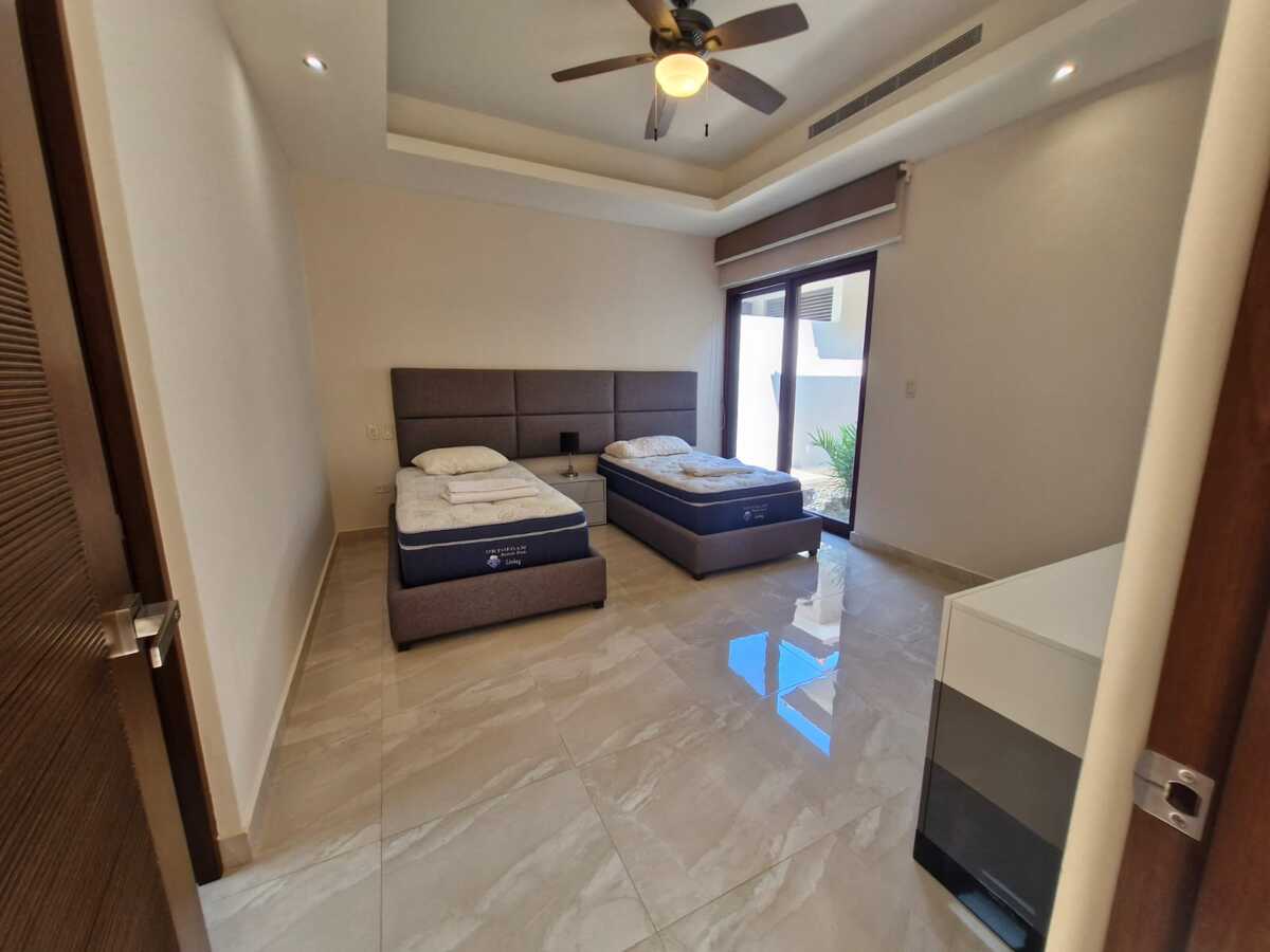 17 de 25: 2 RECAMARA SECUNDARIA