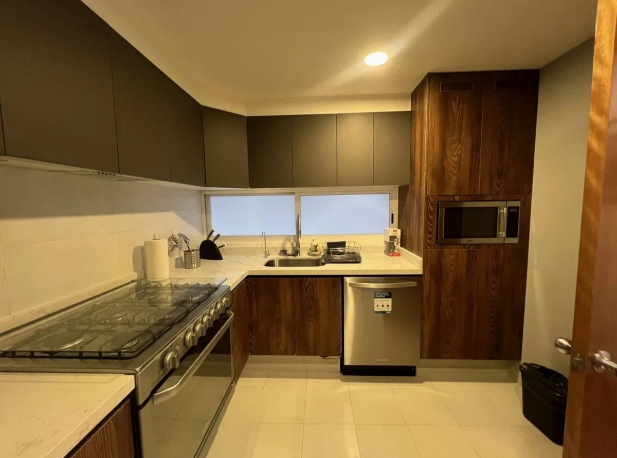 5 of 22: Cocina