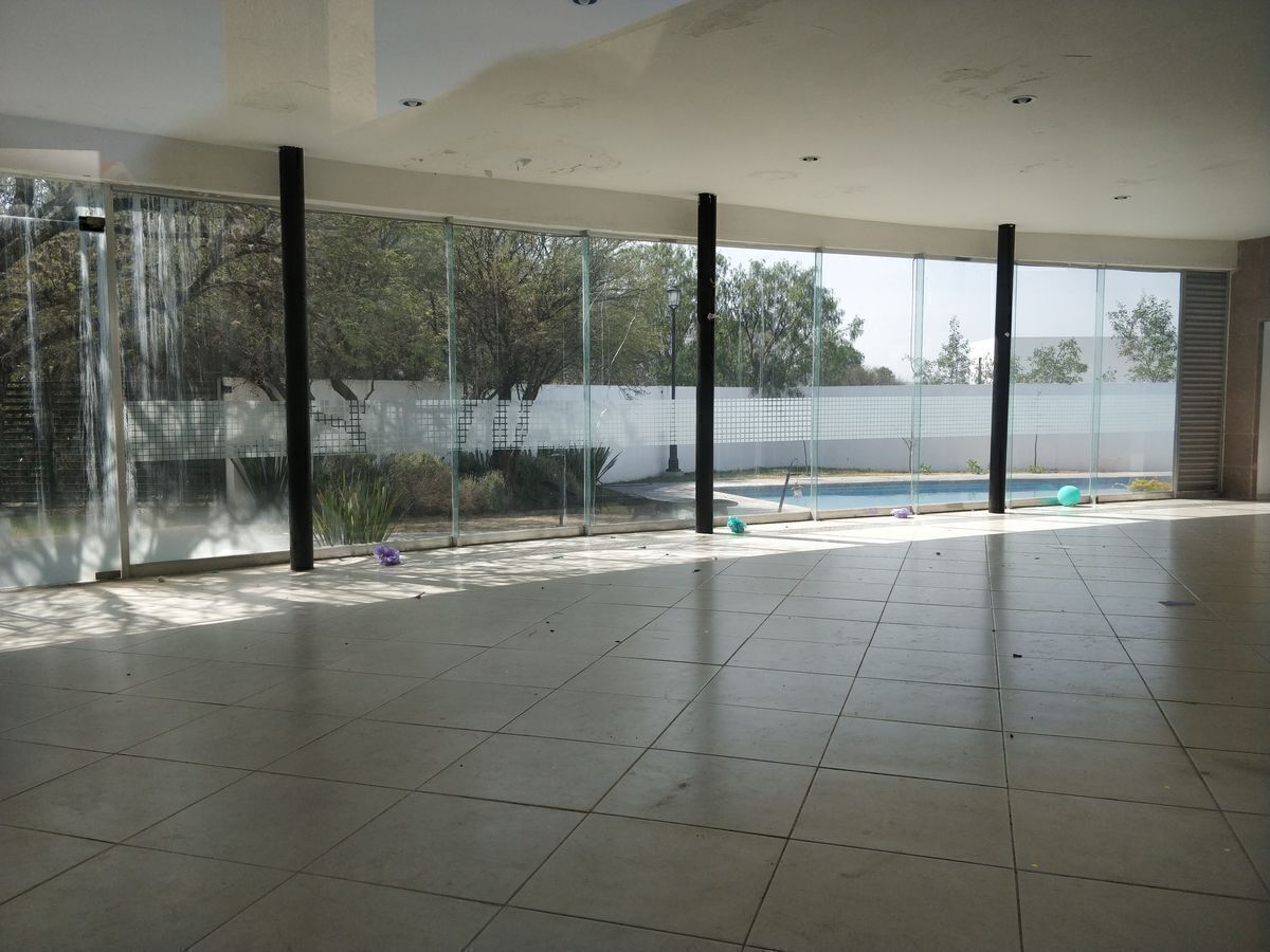 33 de 39: salón usos multiples