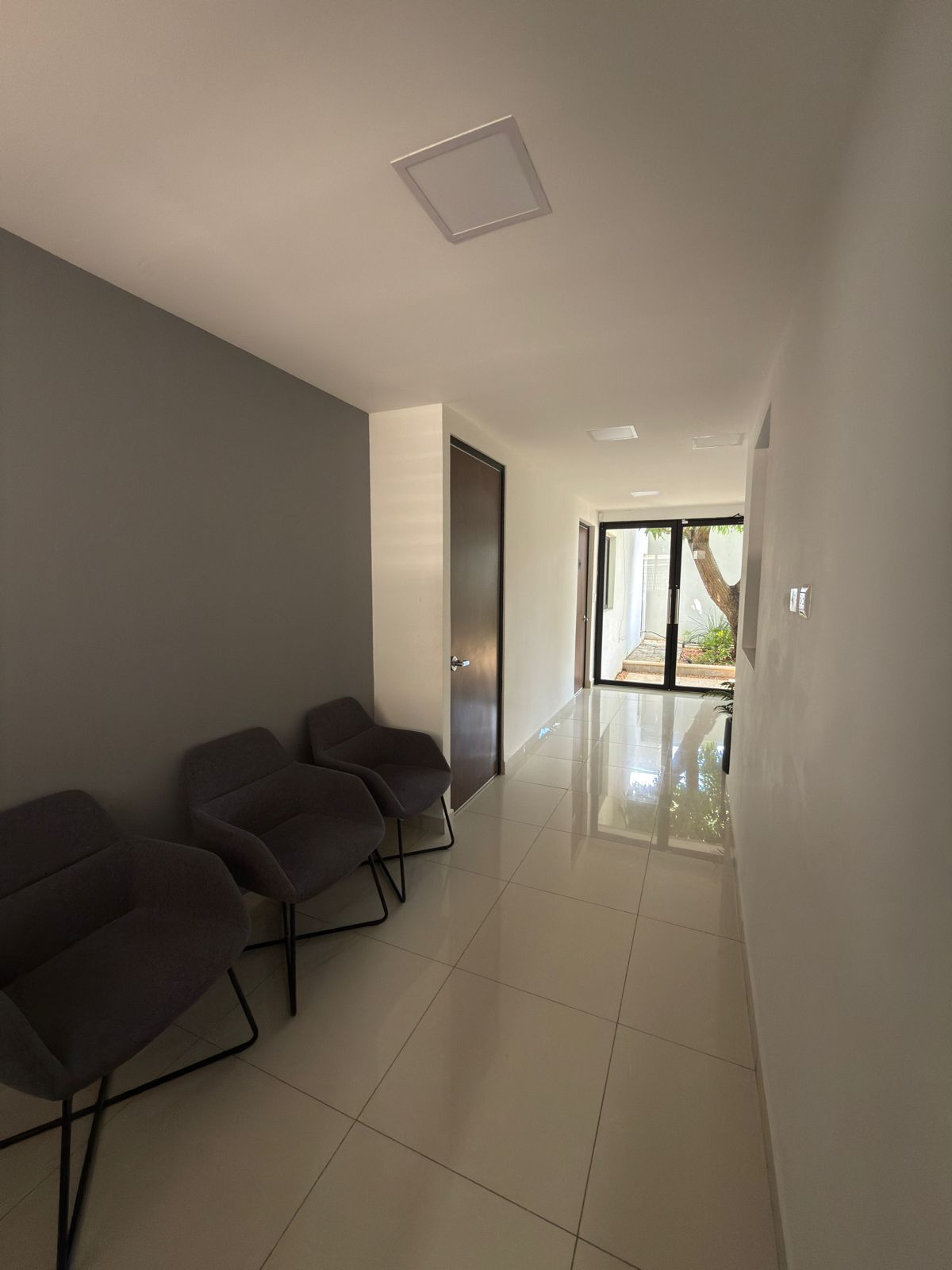 8 de 17: Sala de espera planta baja