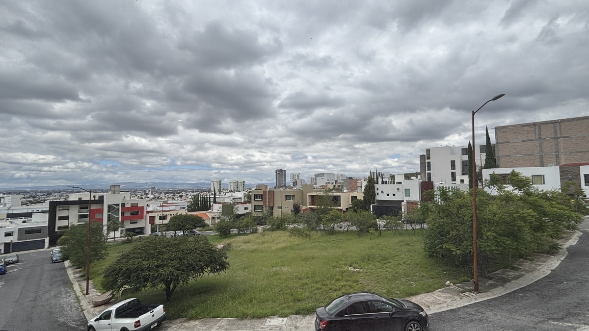 23 de 27
