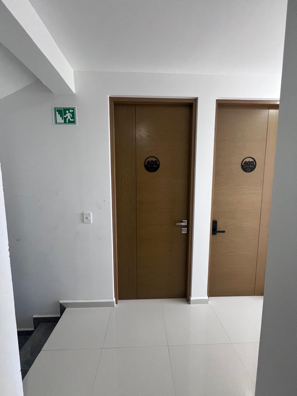 12 de 34: Pasillo