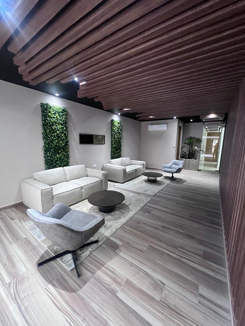 15 de 34: Interiores