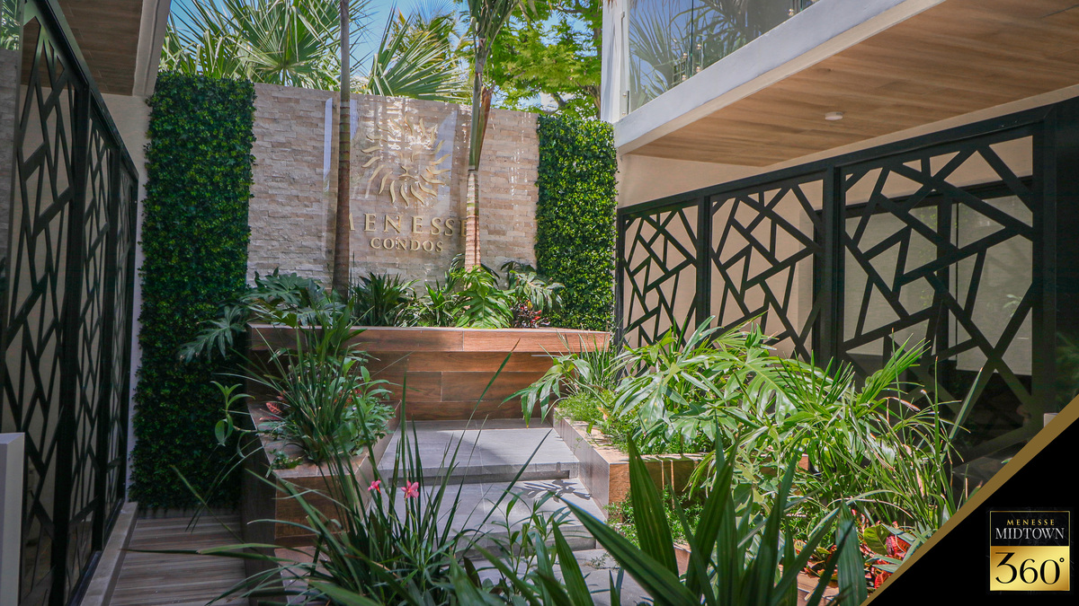 5 de 34: Patio Central