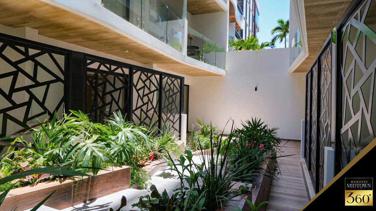 7 de 30: Patio Central
