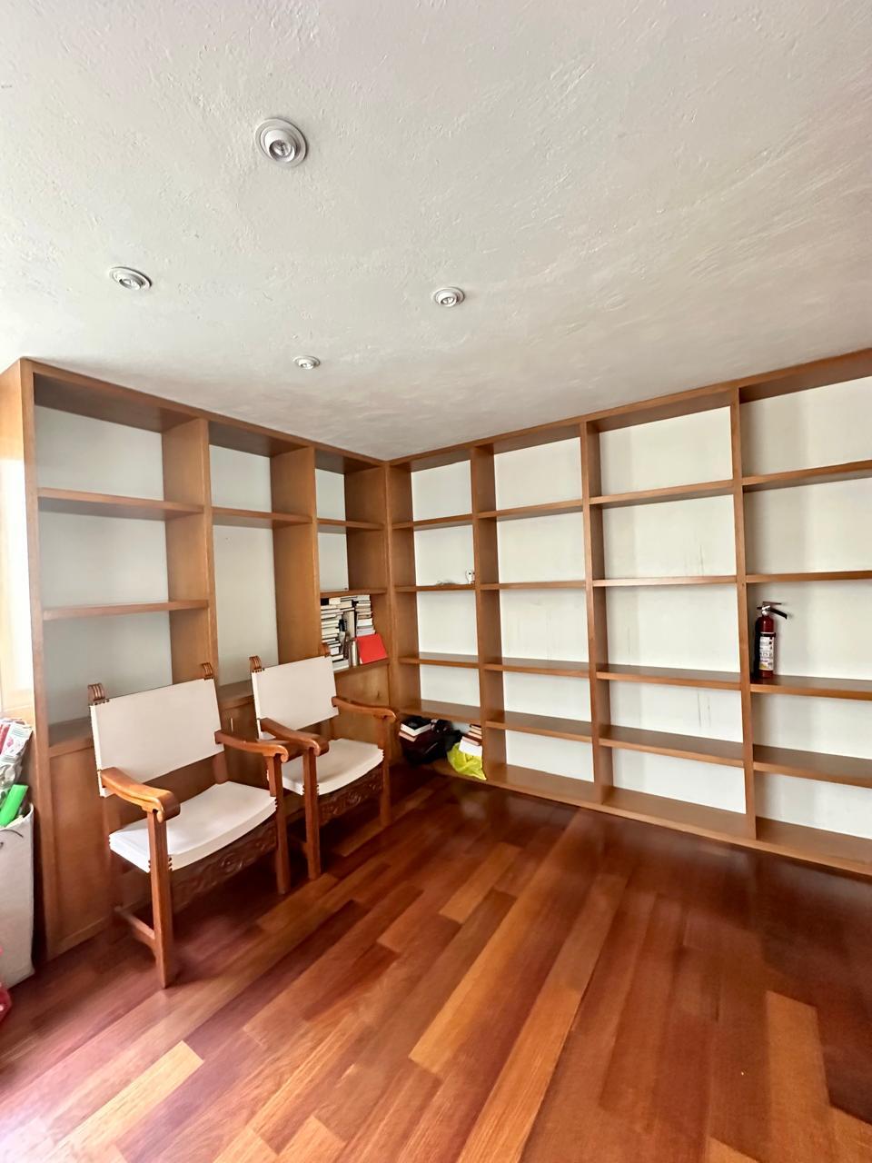 26 de 47: BIBLIOTECA