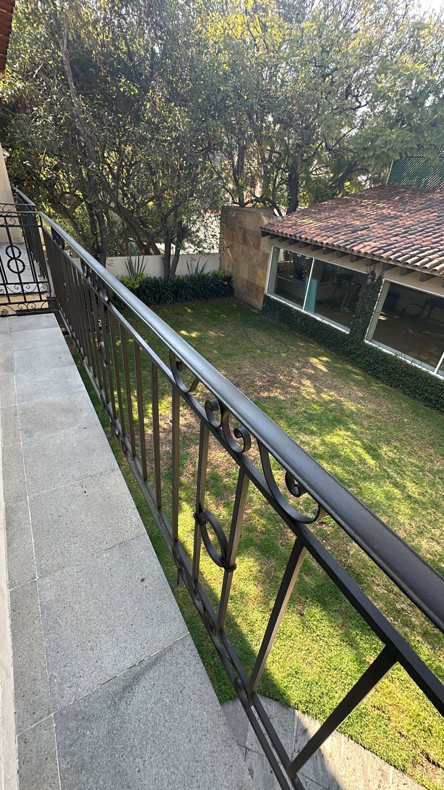41 de 47: BALCÓN EN RECÁMARA