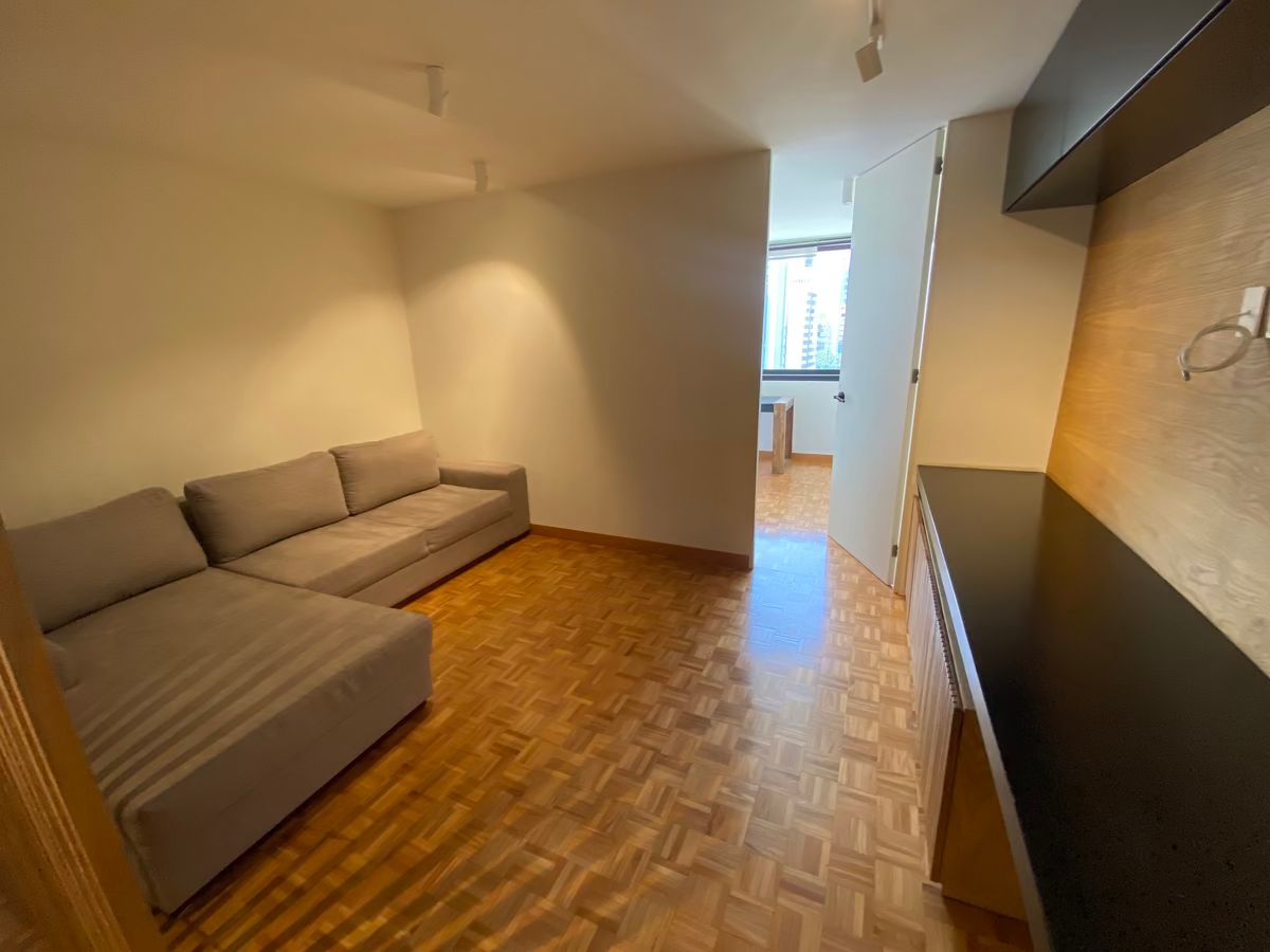 16 of 24: Sala TV / Estancia