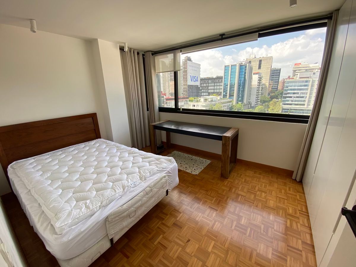 17 of 24: Habitación 3