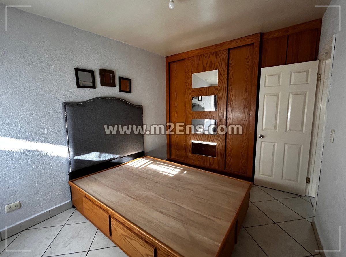 4 of 7: Habitación con acceso independiente