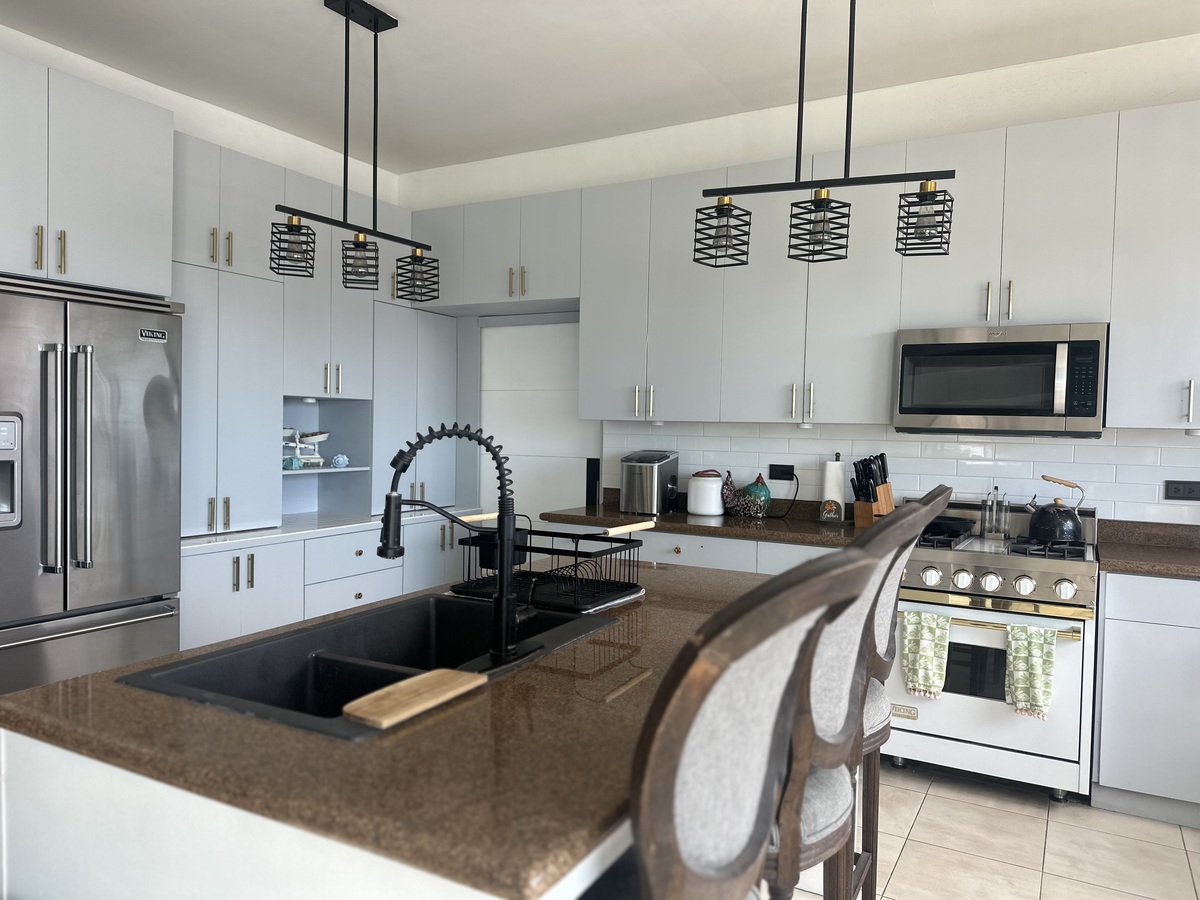 3 of 16: Cocina integral