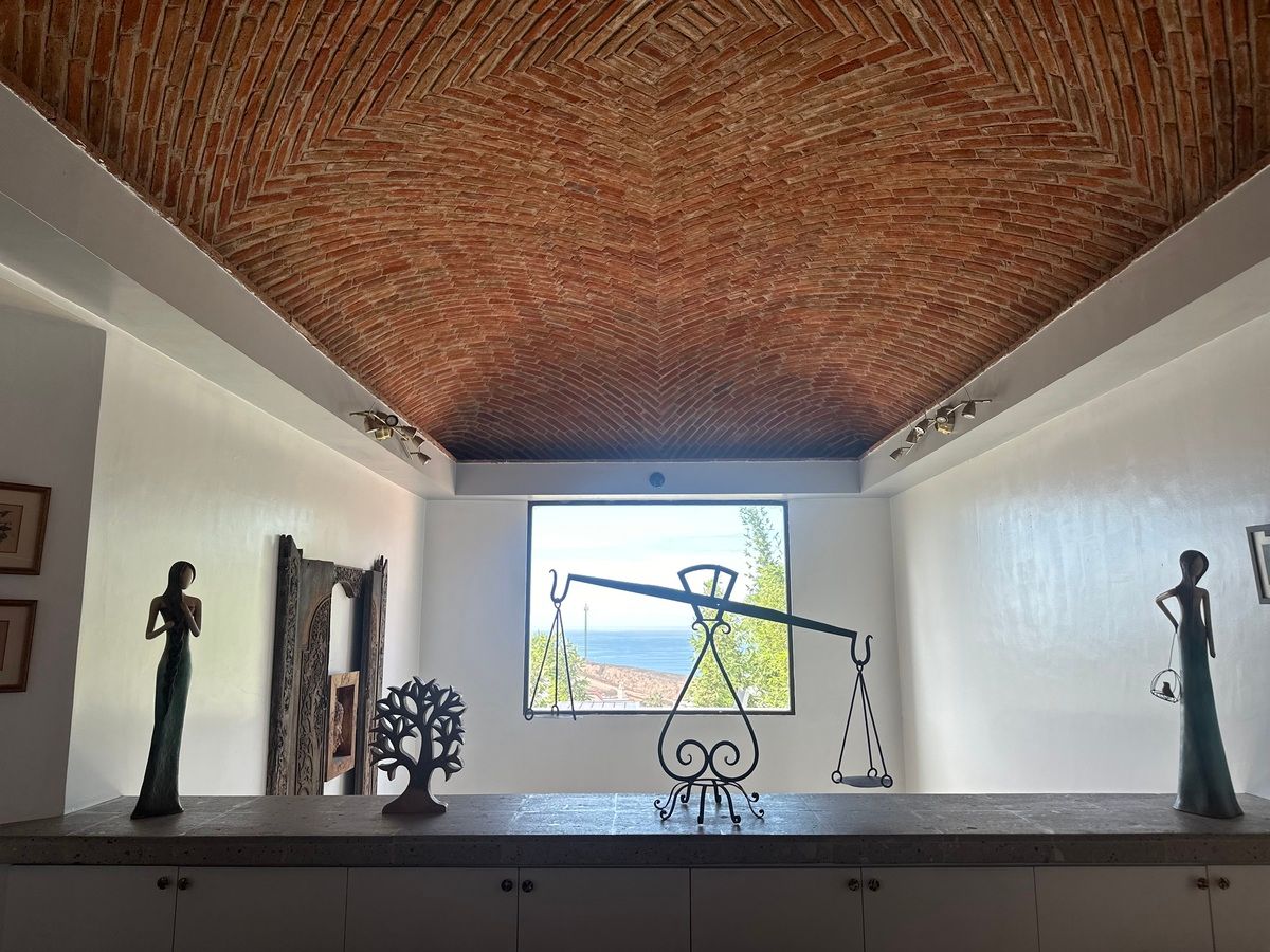 11 de 21: Doble altura con cupula