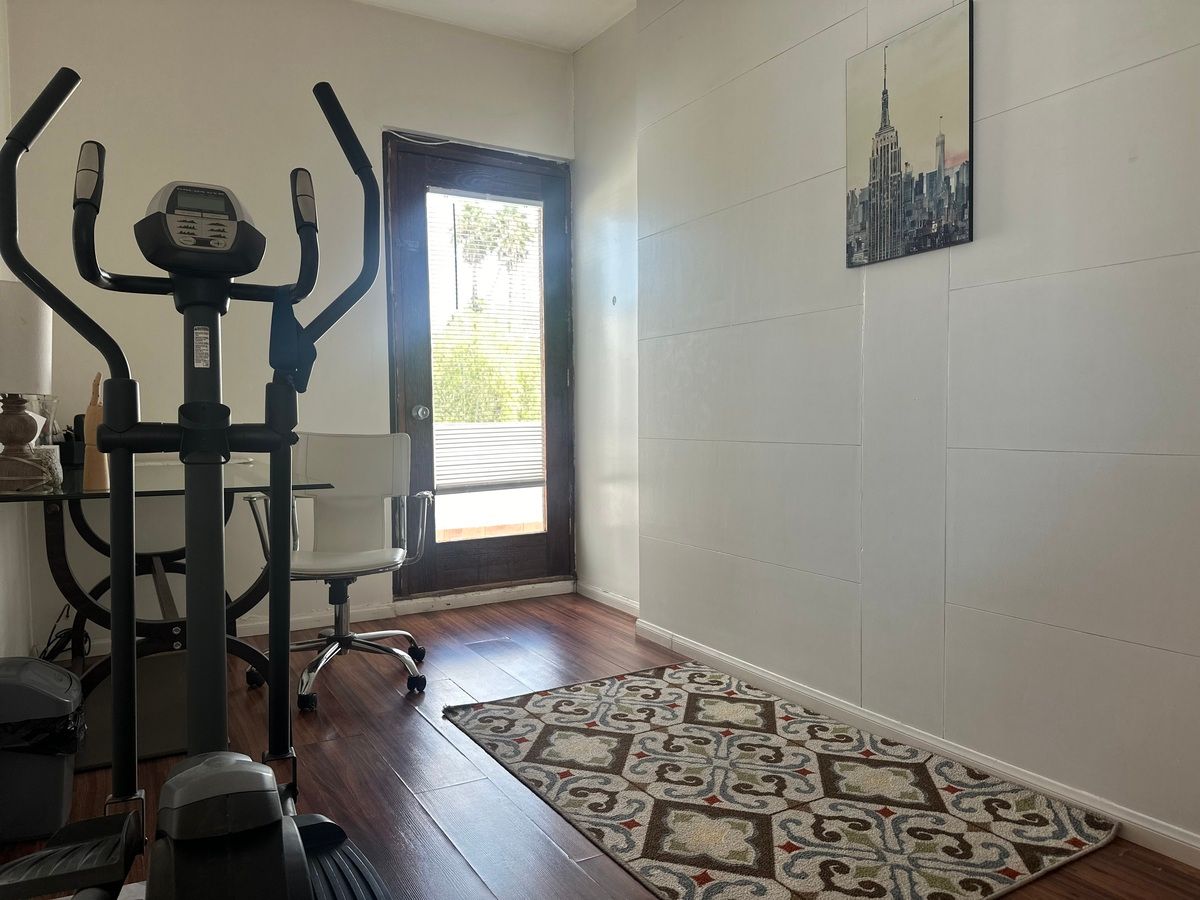 17 de 21: Gym u oficina