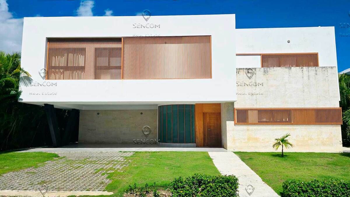 2 de 34: Villa en Alquilar en Punta Cana Village 1