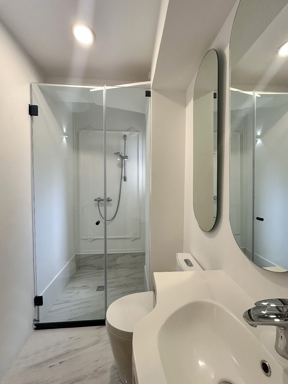 15 of 20: Baño 2