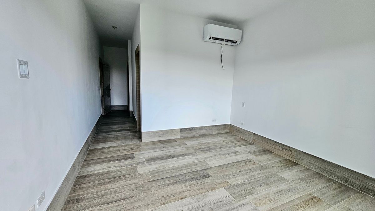 15 of 20: Main Bedroom