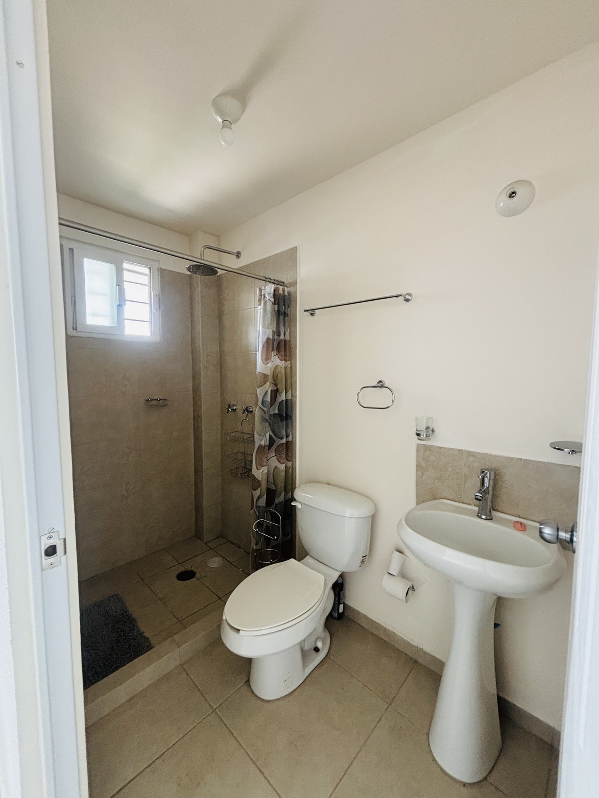 10 de 15: baño completo rec principal