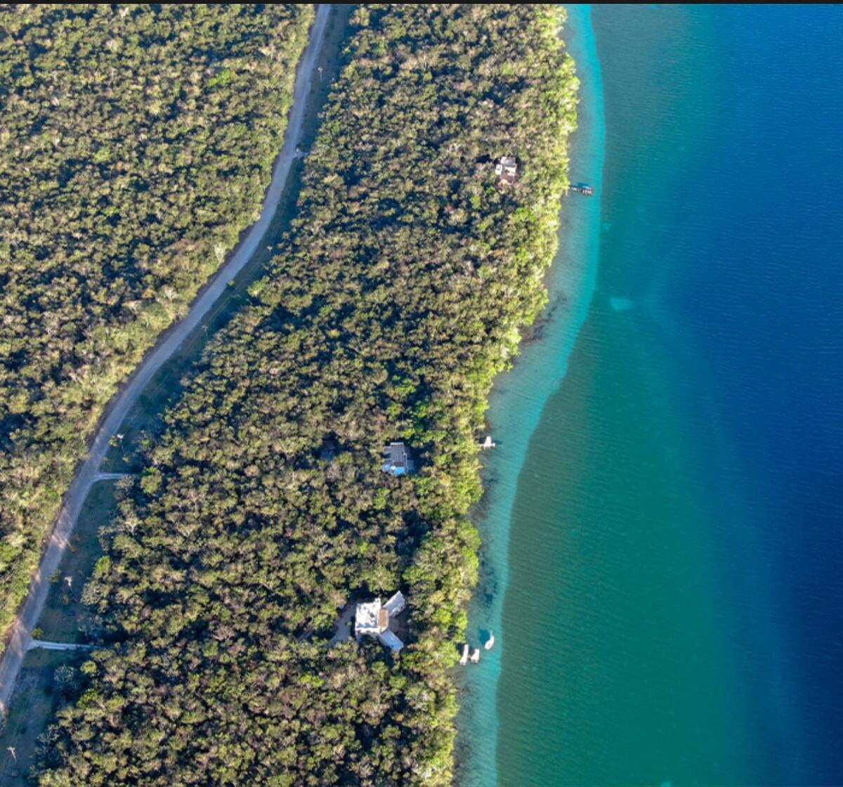 7 of 10: Vista aérea 2
