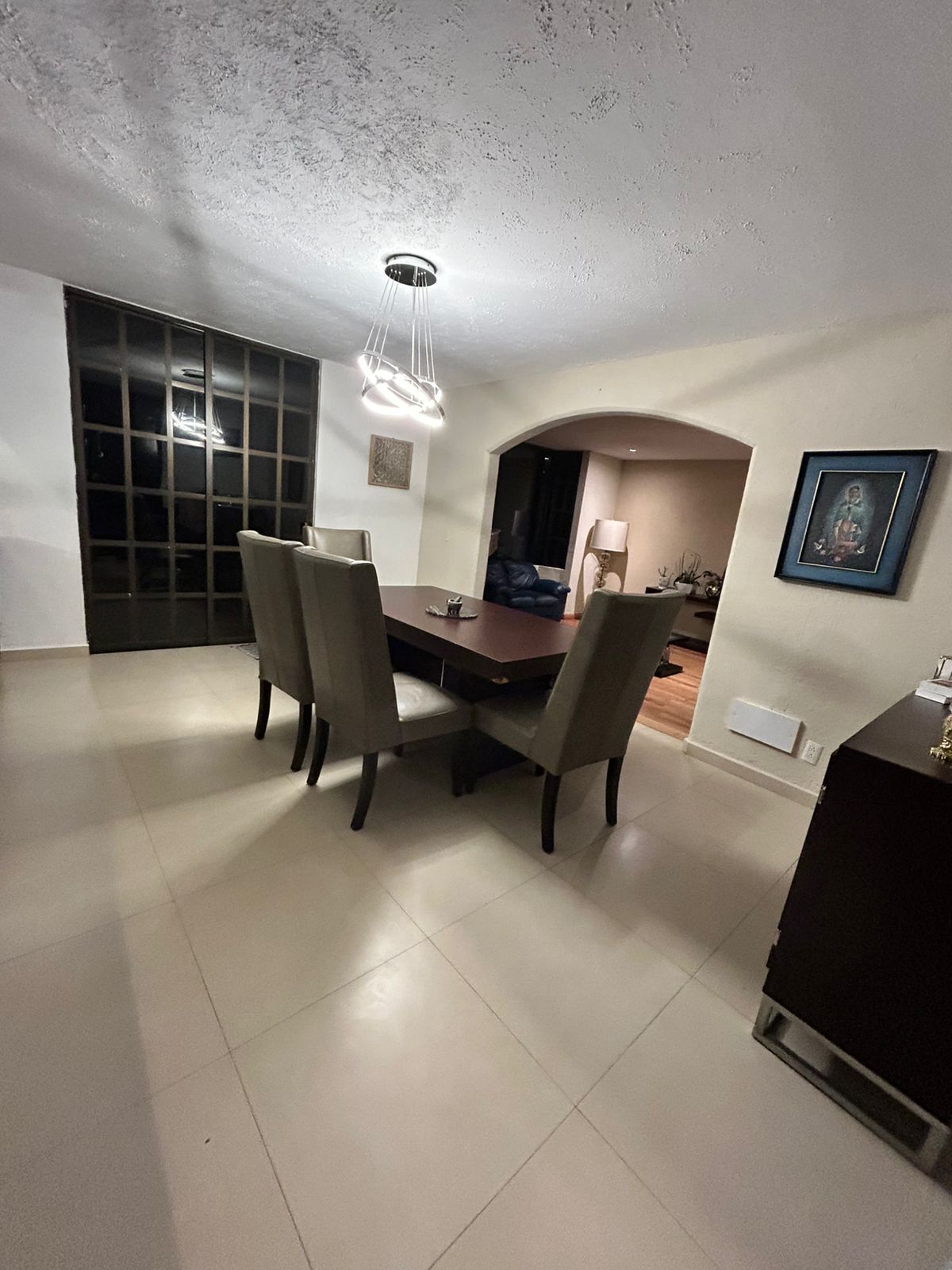 5 of 26: Comedor