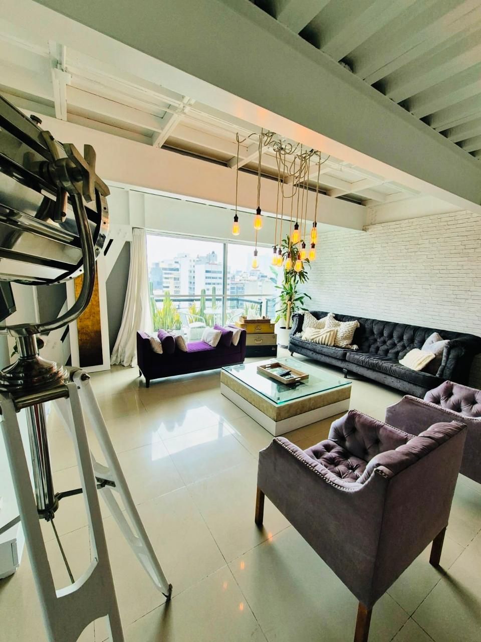https://assets.easybroker.com/property_images/5551824/96480778/EB-UI1824.jpeg?version=1759293401