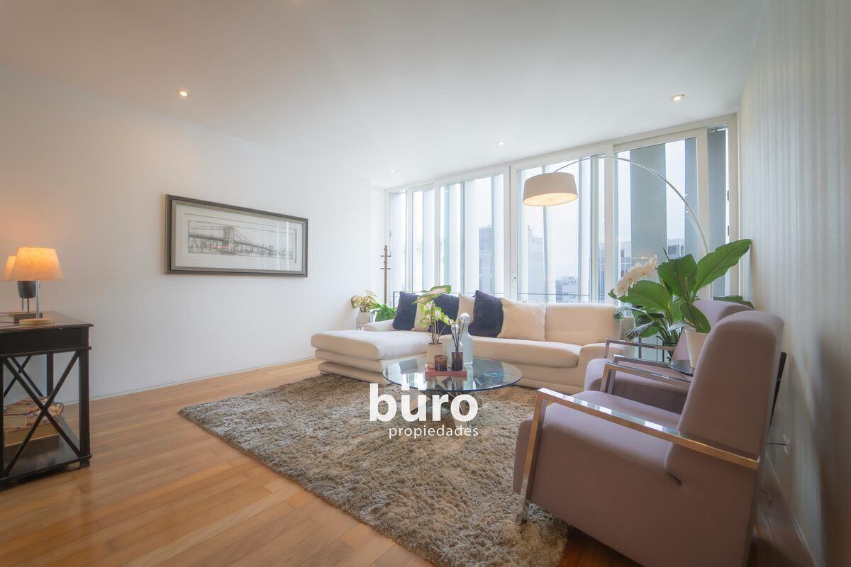 16 de 18: Linda Sala