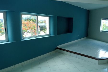 EB-UI2228