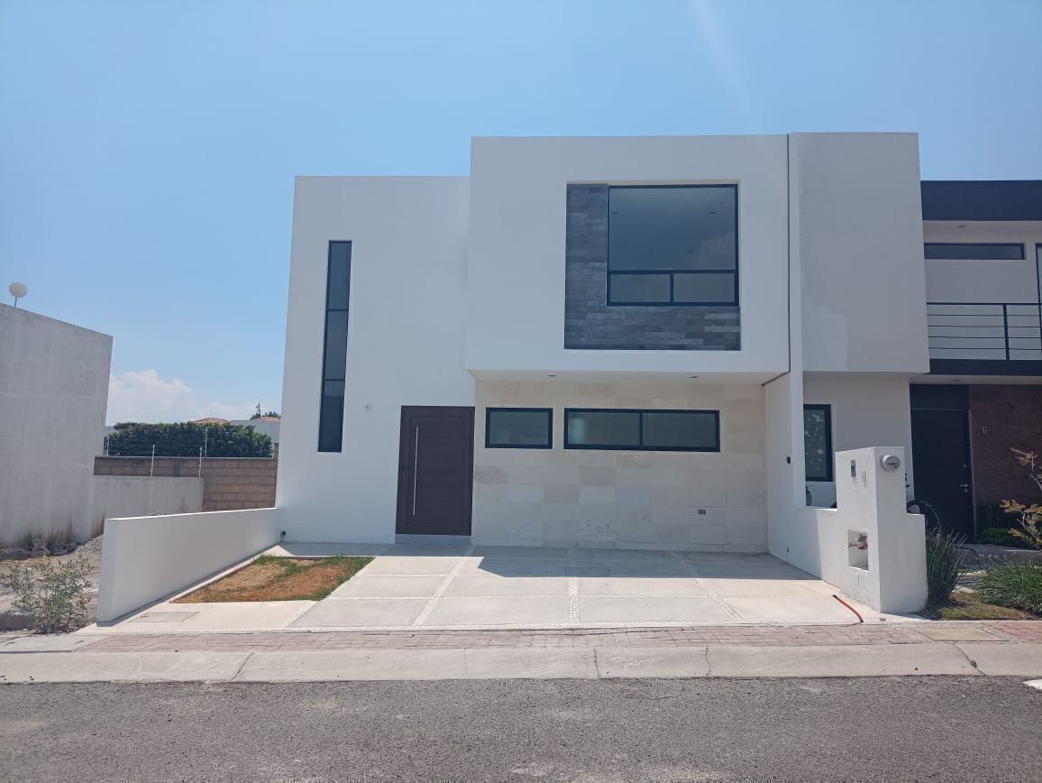 1 de 19: Fachada