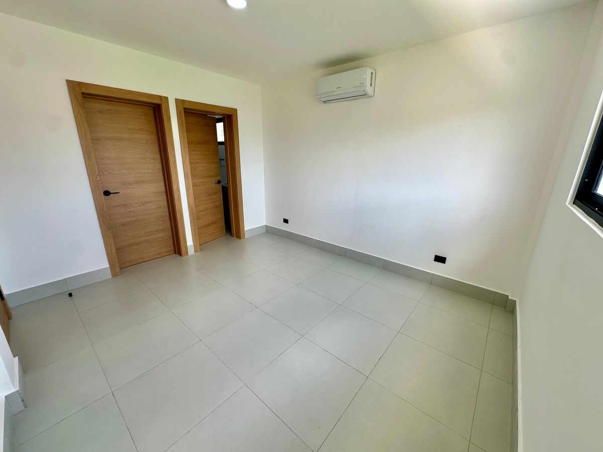 Segunda habitación, foto 19 de 22