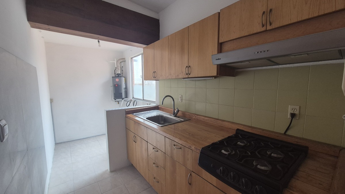 1 of 50: Cocina integral amplia
