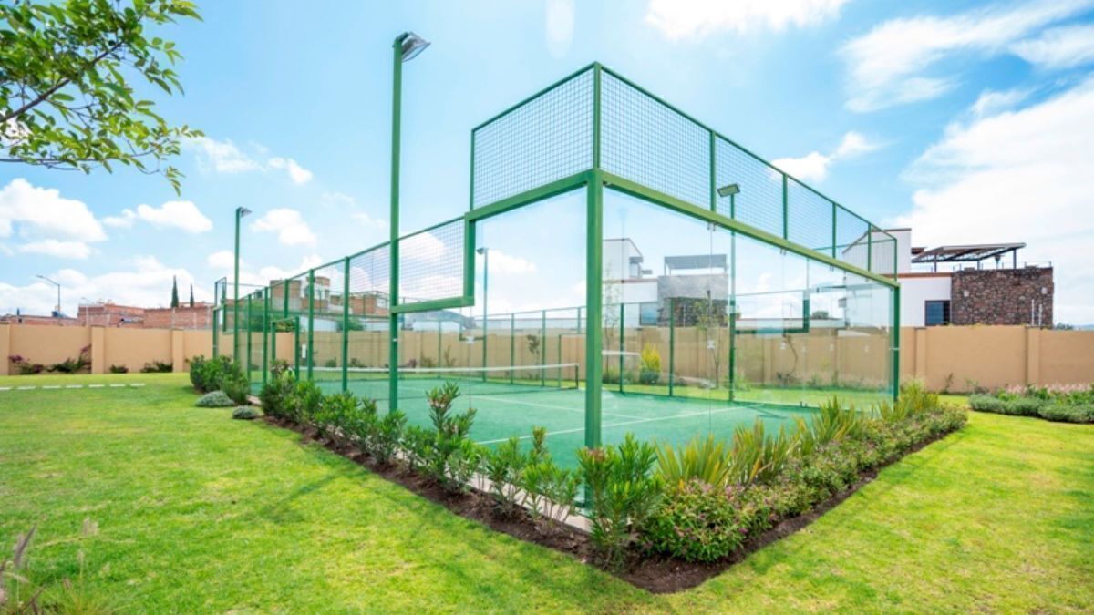 4 de 18: cancha de tenis