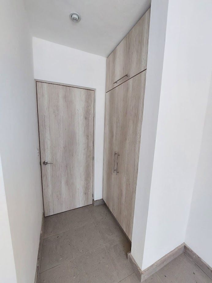 17 de 18: closet