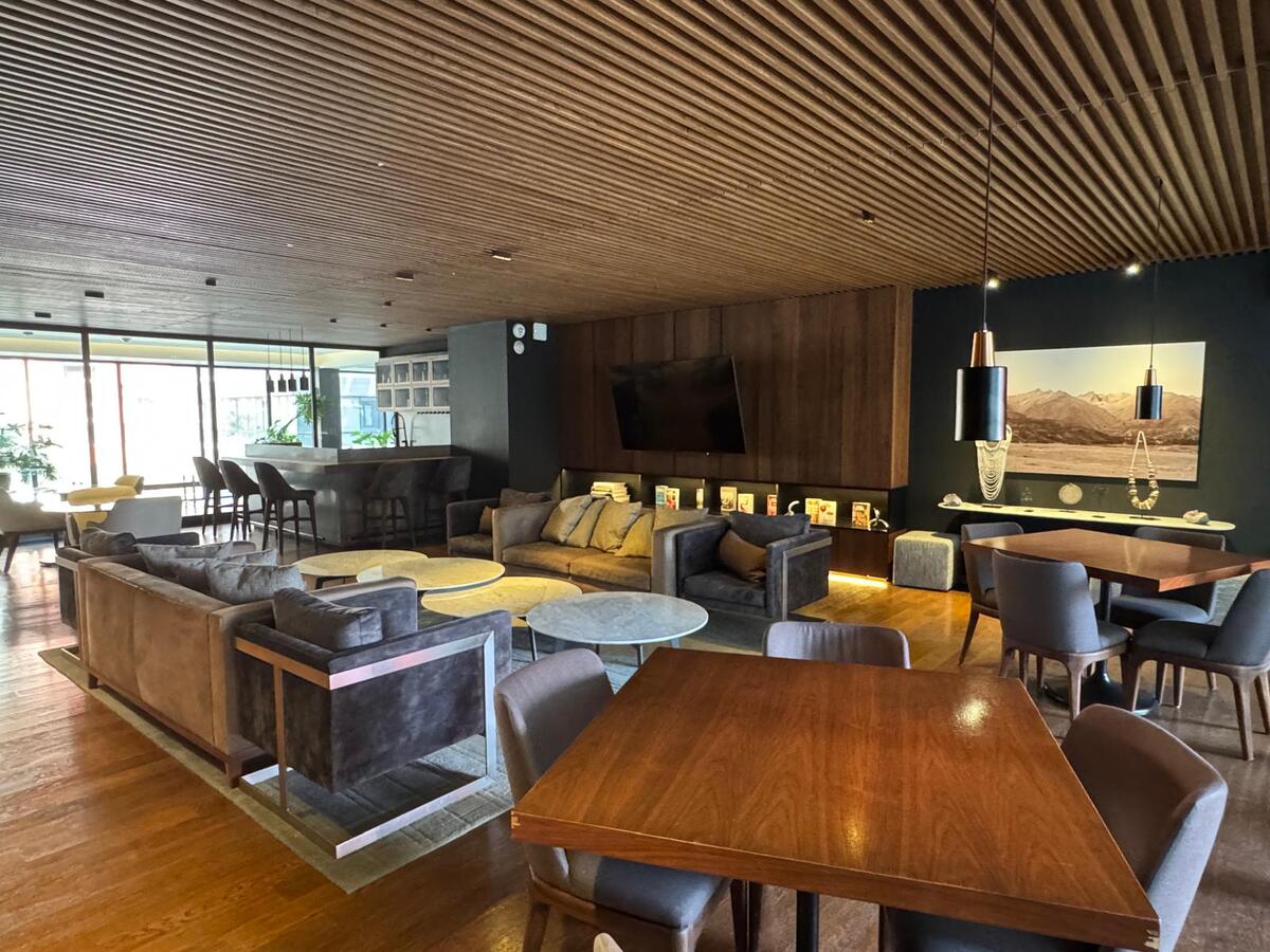 4 de 20: LOUNGE