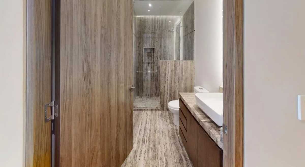 12 de 13: Baño