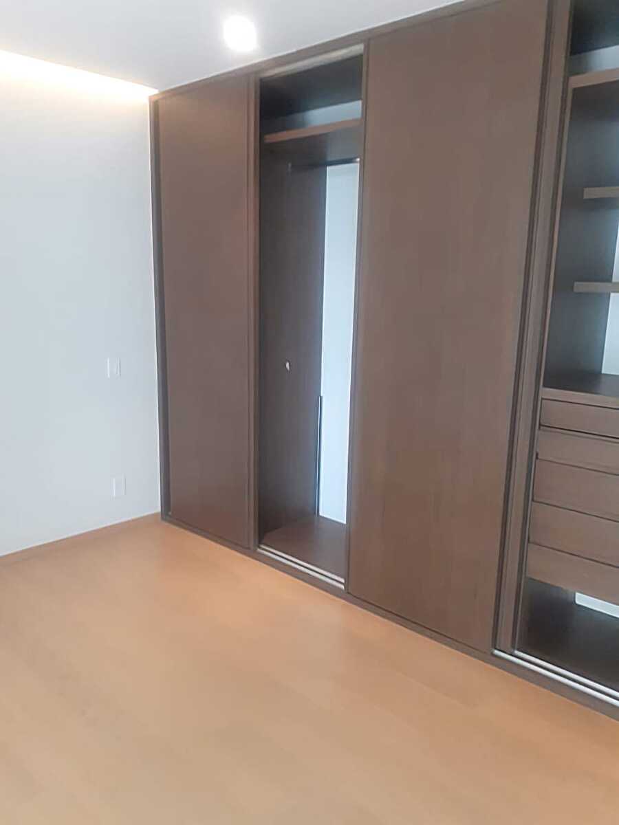 11 de 13: Closet Recamara